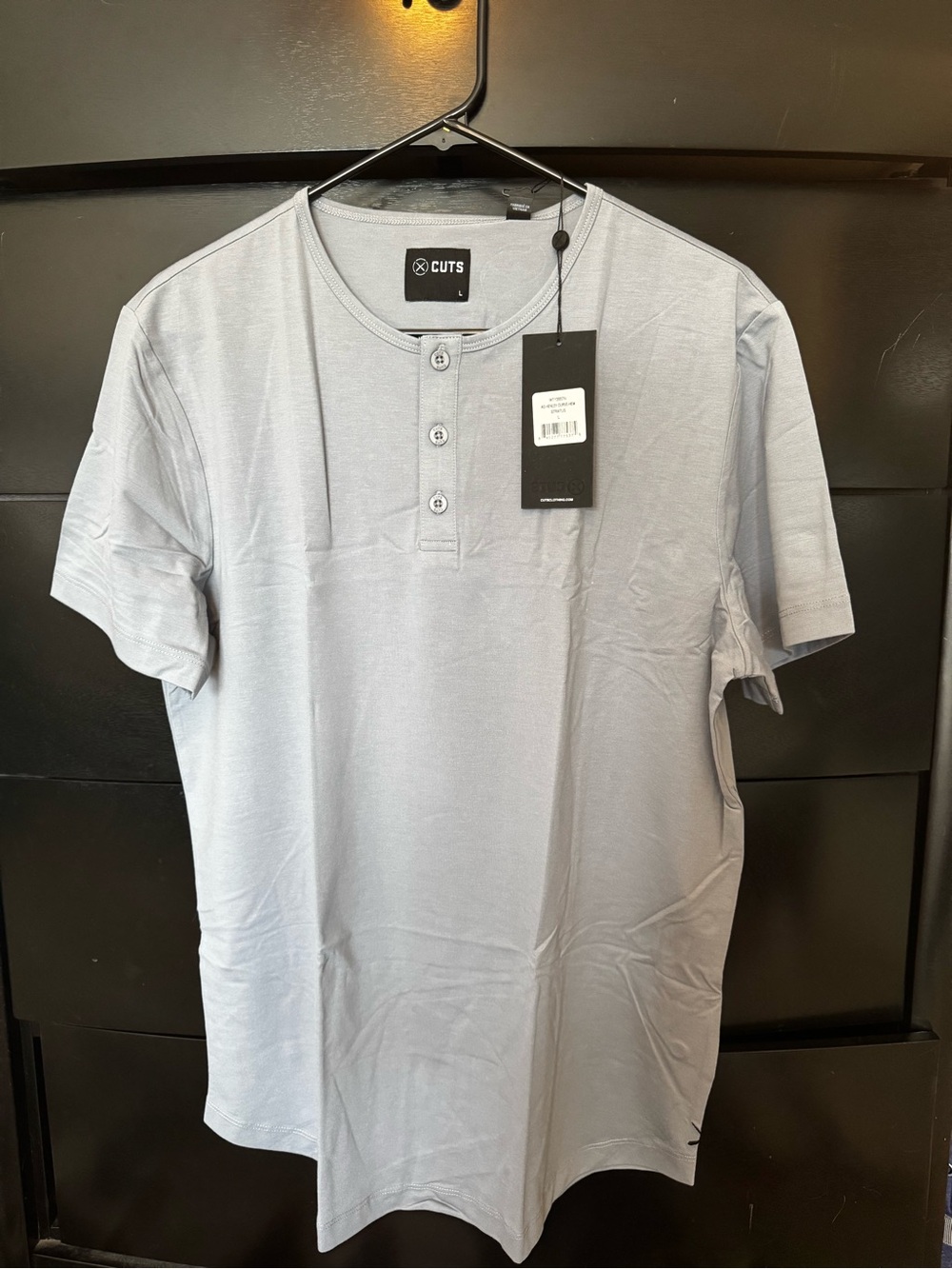 Cuts Clothing Men's Pale Blue Henley Short Sleeve Shirt